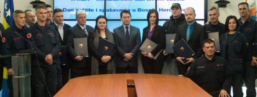 Pripadnici FUCZ, Sead Vrana i Velibor Lukin, te Tim za UES Bihać &ldquo;A&rdquo; i Deminerski tim Bihać &ldquo;B&rdquo; FUCZ, dobitnici priznanja za poseban doprinos u oblasti za&scaron;tite i spa&scaron;avanja