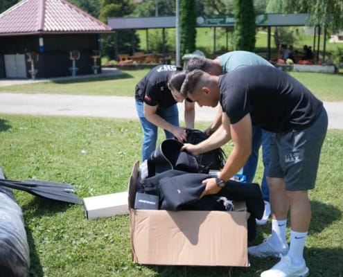 FUCZ ronilačkom klubu “Vidra” iz Ključa ustupila ronilačku opremu FUCZ ronilačkom klubu “Vidra” iz Ključa ustupila ronilačku opremu